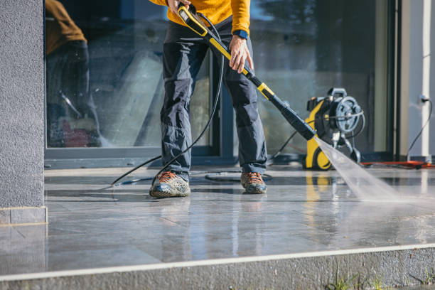 Best Building Exterior Washing  in Midway, FL